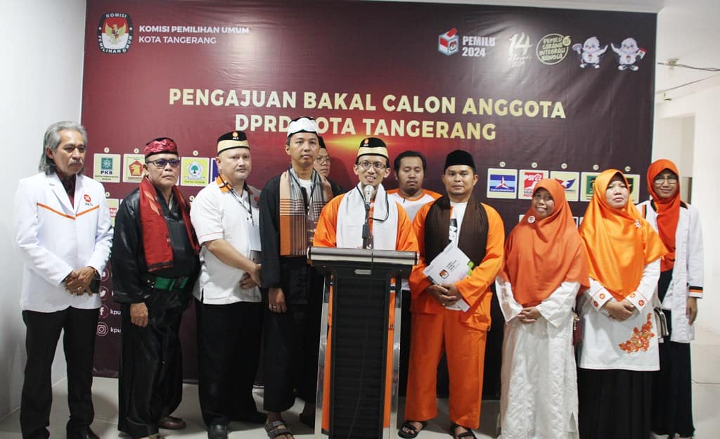 Bacaleg PKS Kota Tangerang yang Pertama Daftar ke KPU Kota Tangerang