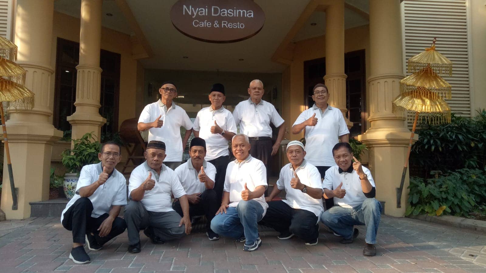 46 Tahun Tak Bertemu, Alumni SMP Pemda Manyaran Wonogiri Lepas Rindu di Acara Bukber di Hotel Narita Tangerang