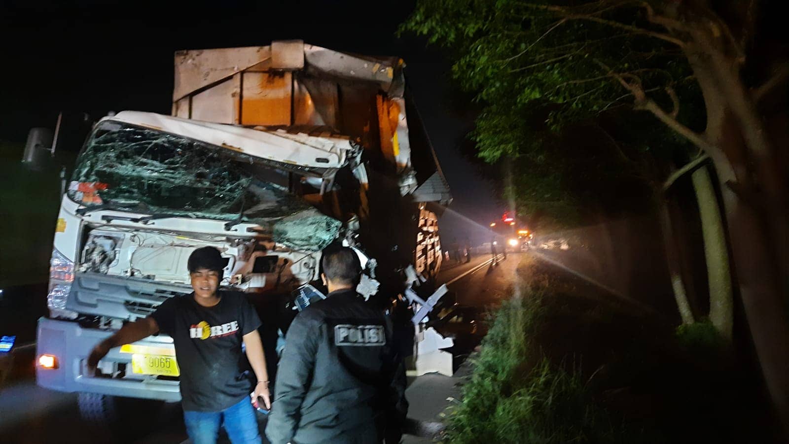 Satu Orang Meninggal dalam Kecelakaan Truck di Tol Tangerang-Merak
